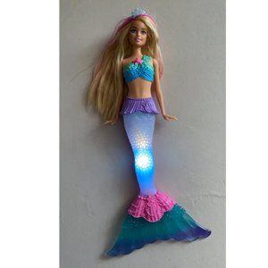Barbie Mermaid Doll with Water-Activated Twinkle Light-Up Tail Toys - Pink